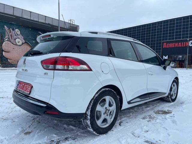 Белый Рено Клио, объемом двигателя 1.5 л и пробегом 126 тыс. км за 8975 $, фото 1 на Automoto.ua