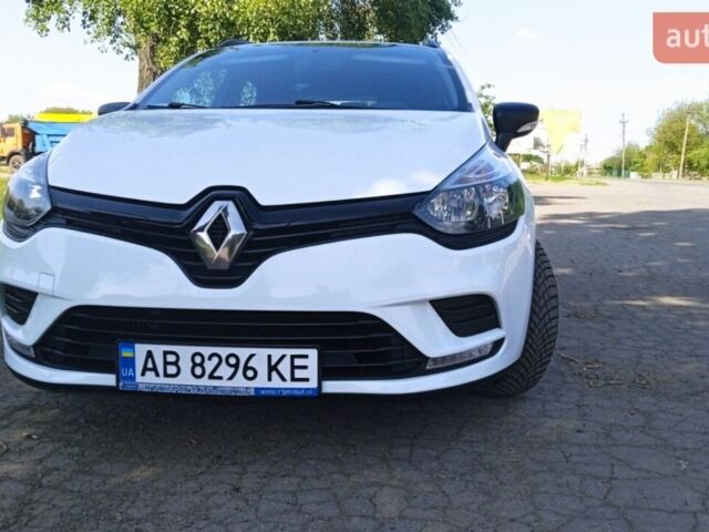 Білий Рено Кліо, об'ємом двигуна 1.5 л та пробігом 227 тис. км за 9500 $, фото 1 на Automoto.ua