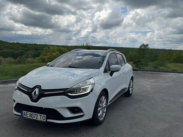 Білий Рено Кліо, об'ємом двигуна 1.5 л та пробігом 280 тис. км за 8500 $, фото 1 на Automoto.ua