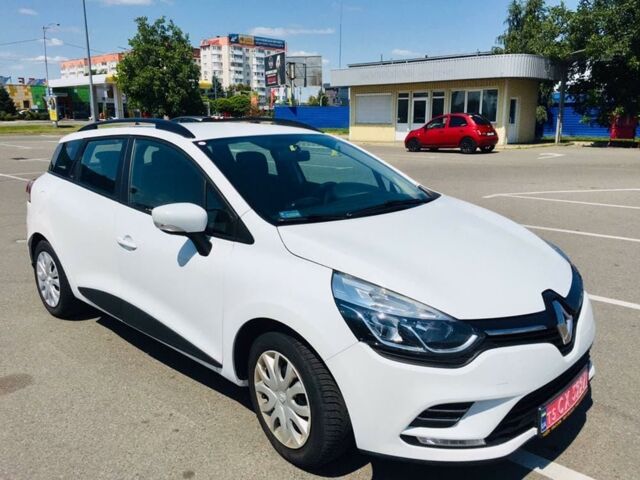 Белый Рено Клио, объемом двигателя 1.2 л и пробегом 127 тыс. км за 9400 $, фото 1 на Automoto.ua