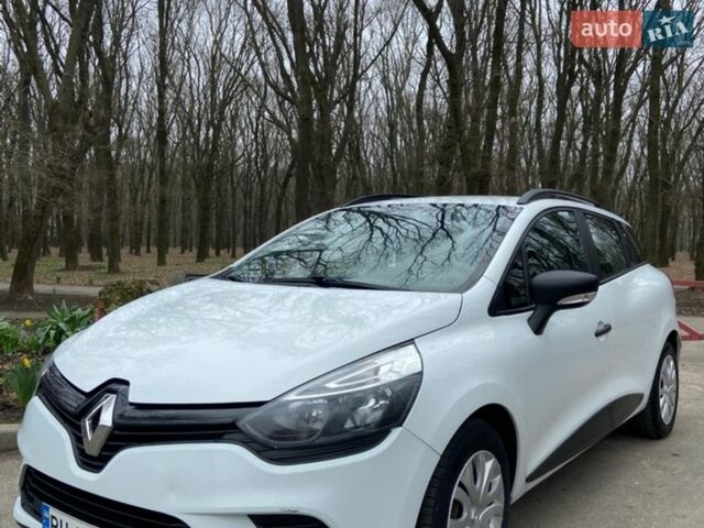 Белый Рено Клио, объемом двигателя 1.46 л и пробегом 199 тыс. км за 8100 $, фото 1 на Automoto.ua