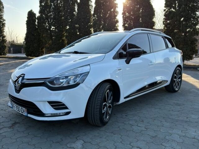 Белый Рено Клио, объемом двигателя 1.5 л и пробегом 275 тыс. км за 8800 $, фото 1 на Automoto.ua