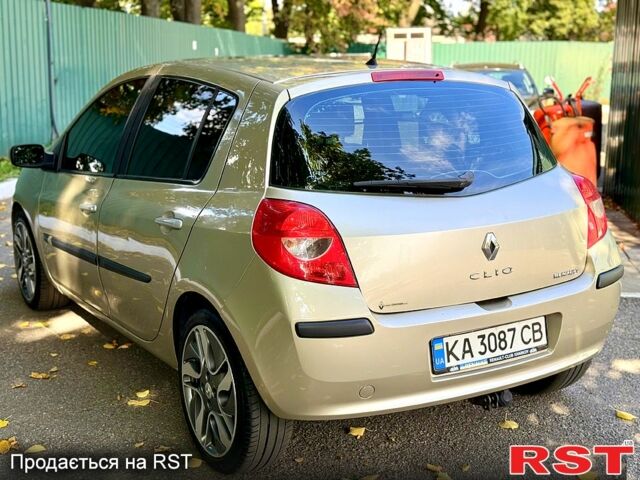 Бежевий Рено Кліо, об'ємом двигуна 1.6 л та пробігом 191 тис. км за 6000 $, фото 1 на Automoto.ua