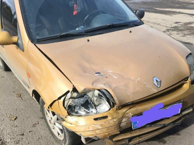 Бежевий Рено Кліо, об'ємом двигуна 0 л та пробігом 190 тис. км за 1300 $, фото 1 на Automoto.ua