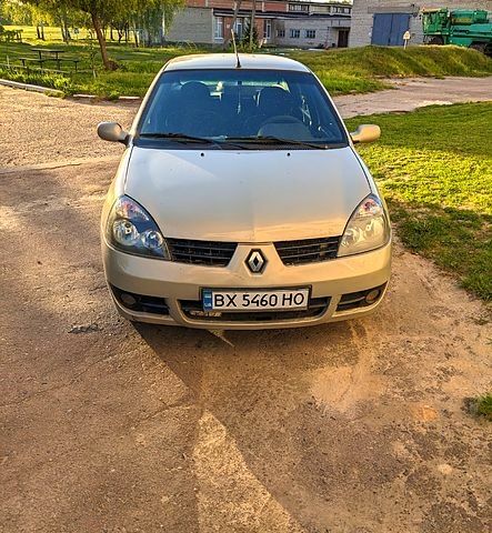 Рено Клио 2006 в Недригайлове на Automoto.ua Бежевый Рено Клио, объемом двигателя 1.4 л и пробегом 347 тыс. км за 2500 $, фото 1 на Automoto.ua