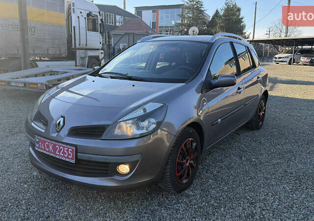 Бежевый Рено Клио, объемом двигателя 1.2 л и пробегом 230 тыс. км за 4750 $, фото 1 на Automoto.ua