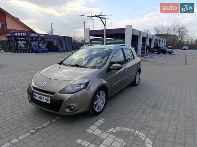 Бежевый Рено Клио, объемом двигателя 1.46 л и пробегом 245 тыс. км за 5400 $, фото 1 на Automoto.ua