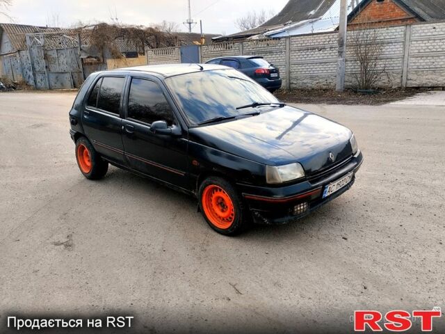 Черный Рено Клио, объемом двигателя 1.7 л и пробегом 205 тыс. км за 870 $, фото 1 на Automoto.ua