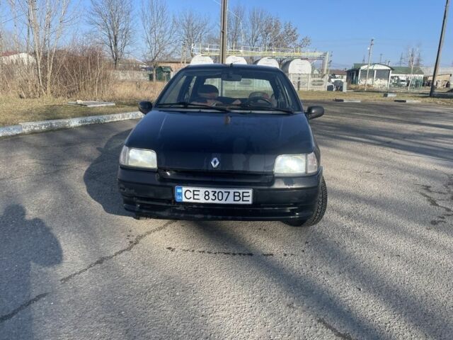 Черный Рено Клио, объемом двигателя 0 л и пробегом 200 тыс. км за 1300 $, фото 1 на Automoto.ua