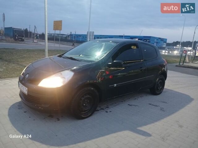 Черный Рено Клио, объемом двигателя 1.15 л и пробегом 201 тыс. км за 2850 $, фото 1 на Automoto.ua