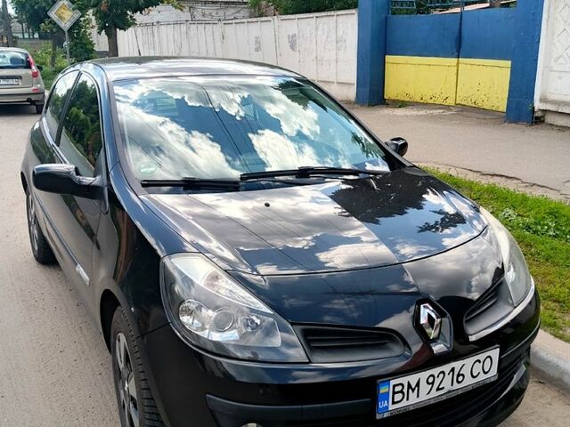 Чорний Рено Кліо, об'ємом двигуна 1.1 л та пробігом 170 тис. км за 3800 $, фото 1 на Automoto.ua