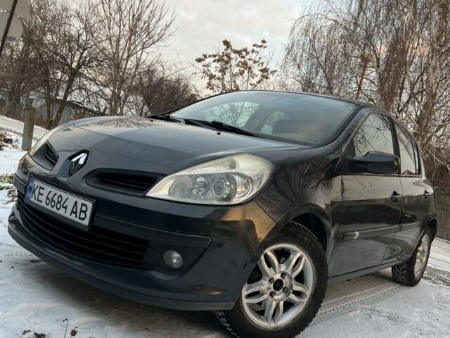 Черный Рено Клио, объемом двигателя 1.5 л и пробегом 260 тыс. км за 4800 $, фото 1 на Automoto.ua