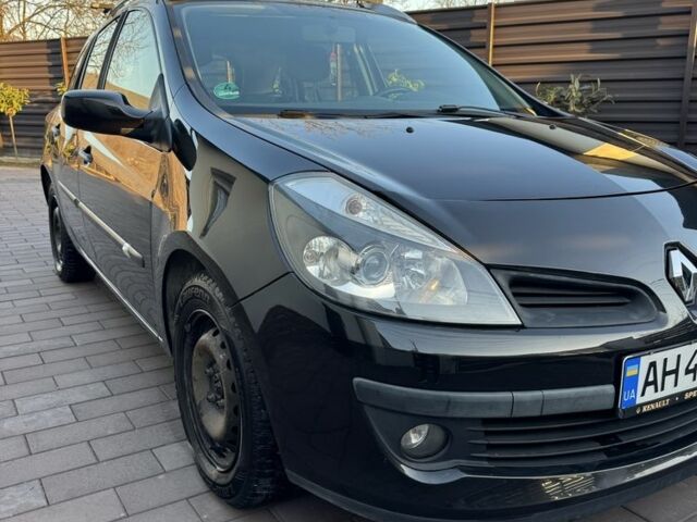 Чорний Рено Кліо, об'ємом двигуна 1.1 л та пробігом 210 тис. км за 3500 $, фото 1 на Automoto.ua