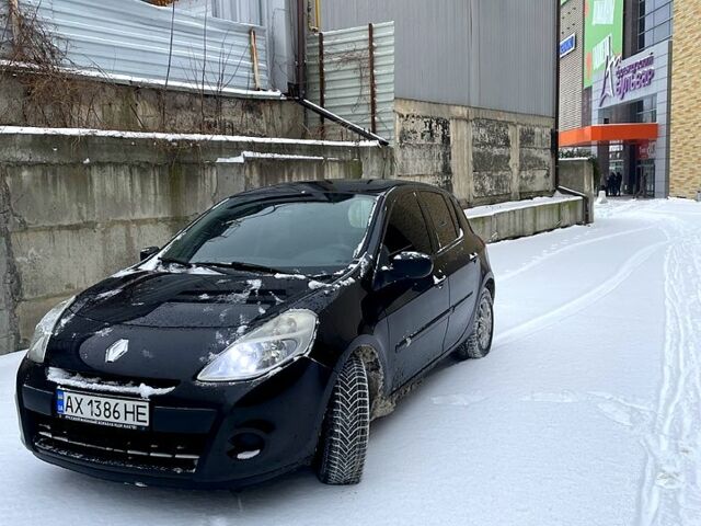 Чорний Рено Кліо, об'ємом двигуна 1.5 л та пробігом 400 тис. км за 4200 $, фото 1 на Automoto.ua