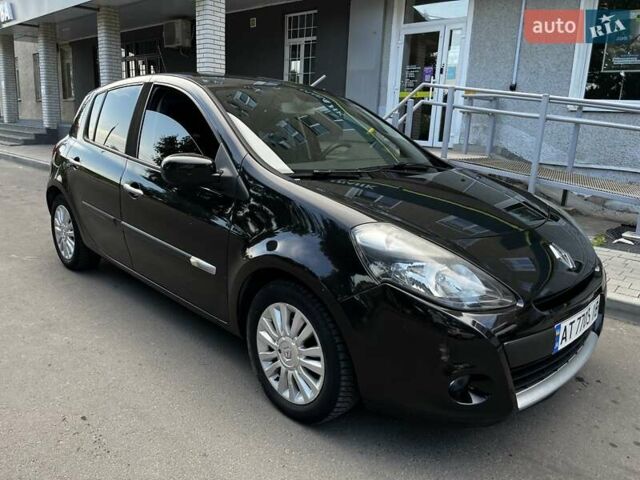 Чорний Рено Кліо, об'ємом двигуна 1.6 л та пробігом 130 тис. км за 7100 $, фото 1 на Automoto.ua