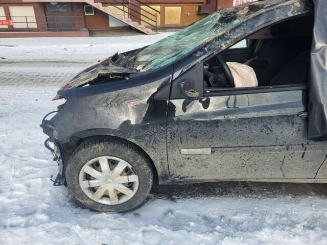 Чорний Рено Кліо, об'ємом двигуна 0 л та пробігом 240 тис. км за 1334 $, фото 1 на Automoto.ua