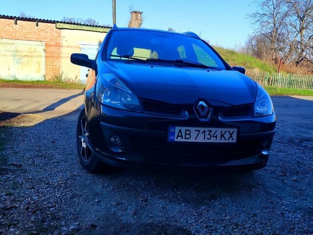 Чорний Рено Кліо, об'ємом двигуна 1.1 л та пробігом 220 тис. км за 5000 $, фото 1 на Automoto.ua