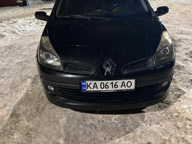 Черный Рено Клио, объемом двигателя 1.1 л и пробегом 362 тыс. км за 3800 $, фото 1 на Automoto.ua