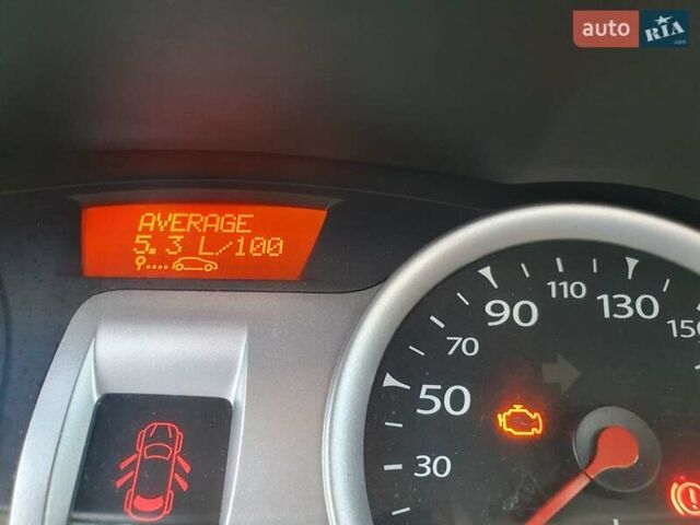 Черный Рено Клио, объемом двигателя 1.5 л и пробегом 202 тыс. км за 4500 $, фото 1 на Automoto.ua