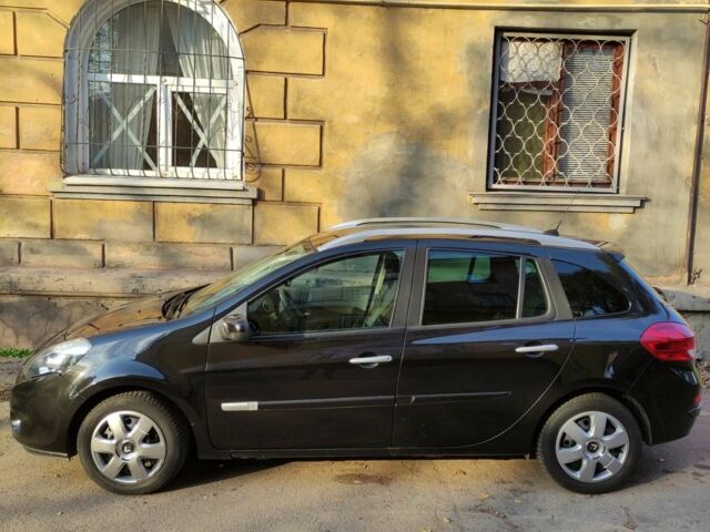 Черный Рено Клио, объемом двигателя 1.15 л и пробегом 180 тыс. км за 6499 $, фото 1 на Automoto.ua