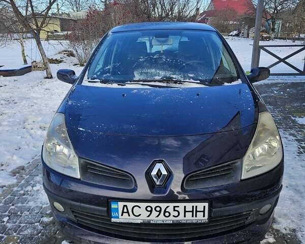 Фіолетовий Рено Кліо, об'ємом двигуна 1.6 л та пробігом 165 тис. км за 4500 $, фото 1 на Automoto.ua