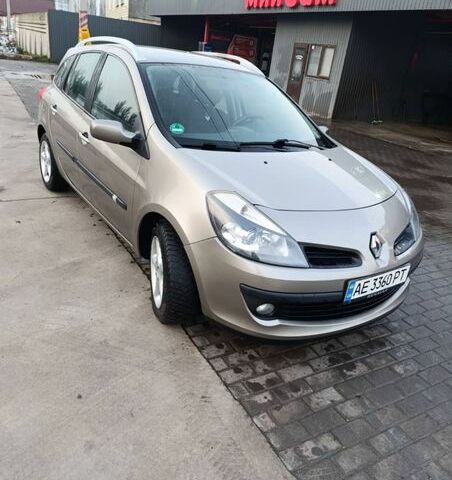 Коричневий Рено Кліо, об'ємом двигуна 1.2 л та пробігом 250 тис. км за 5000 $, фото 1 на Automoto.ua