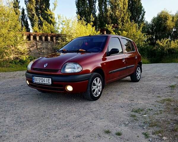 Червоний Рено Кліо, об'ємом двигуна 1.2 л та пробігом 110 тис. км за 3150 $, фото 1 на Automoto.ua