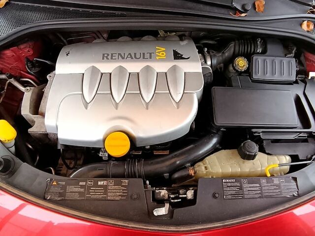 Рено Клио 2006 в Никополе на Automoto.ua Красный Рено Клио, объемом двигателя 1.6 л и пробегом 190 тыс. км за 5200 $, фото 1 на Automoto.ua