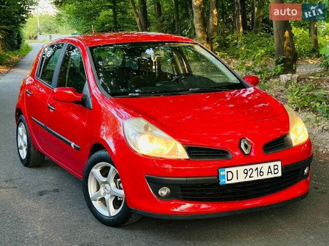 Червоний Рено Кліо, об'ємом двигуна 1.5 л та пробігом 140 тис. км за 4650 $, фото 1 на Automoto.ua
