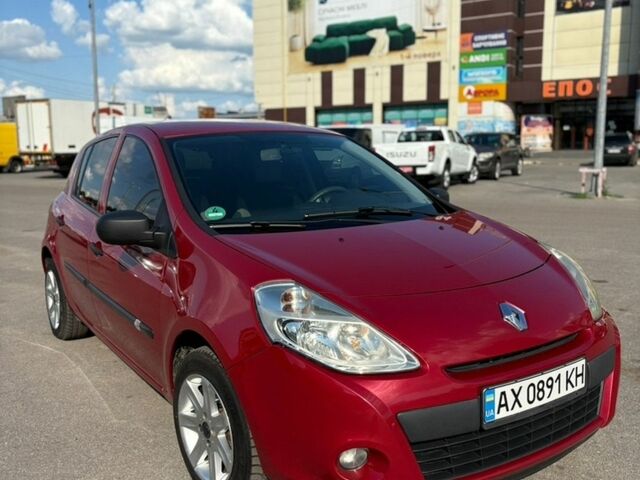 Червоний Рено Кліо, об'ємом двигуна 1.5 л та пробігом 288 тис. км за 5200 $, фото 1 на Automoto.ua