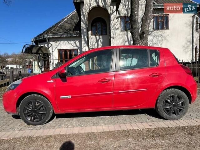 Червоний Рено Кліо, об'ємом двигуна 1.1 л та пробігом 170 тис. км за 4781 $, фото 1 на Automoto.ua