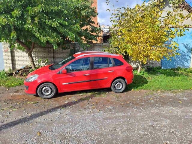 Червоний Рено Кліо, об'ємом двигуна 1.2 л та пробігом 180 тис. км за 4709 $, фото 1 на Automoto.ua