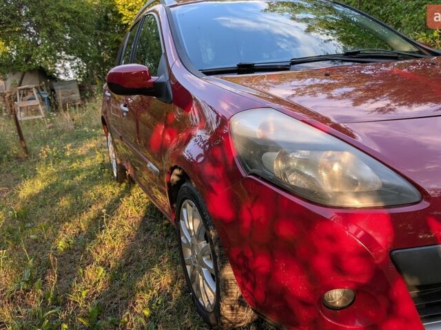 Червоний Рено Кліо, об'ємом двигуна 1.15 л та пробігом 207 тис. км за 4777 $, фото 1 на Automoto.ua