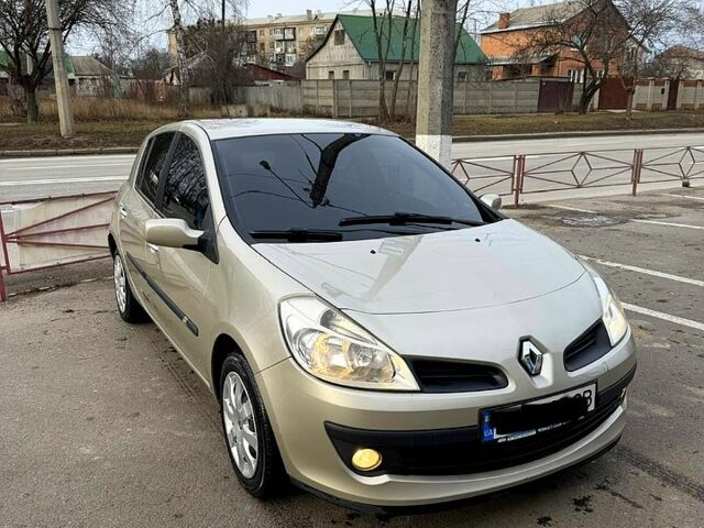 Рено Кліо, об'ємом двигуна 1.6 л та пробігом 150 тис. км за 5200 $, фото 1 на Automoto.ua