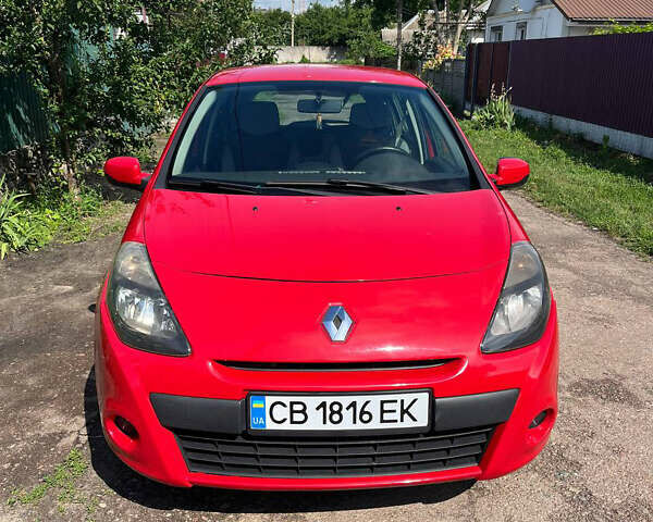 Рено Клио, объемом двигателя 1.2 л и пробегом 207 тыс. км за 4400 $, фото 1 на Automoto.ua
