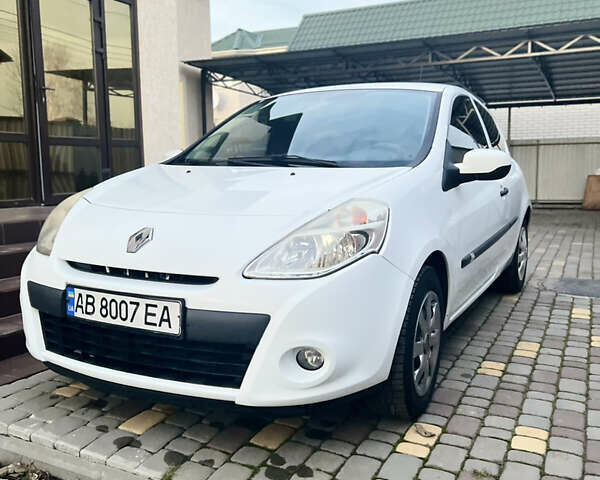 Рено Клио, объемом двигателя 1.46 л и пробегом 205 тыс. км за 5300 $, фото 1 на Automoto.ua