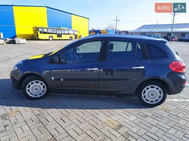 Рено Клио, объемом двигателя 1.2 л и пробегом 217 тыс. км за 5400 $, фото 1 на Automoto.ua