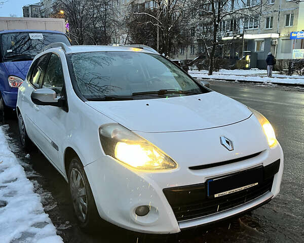 Рено Клио, объемом двигателя 1.46 л и пробегом 211 тыс. км за 5800 $, фото 1 на Automoto.ua