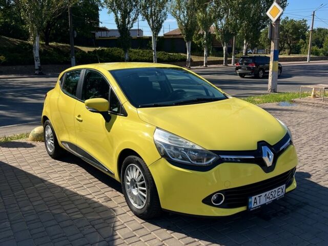 Жовтий Рено Кліо, об'ємом двигуна 1.5 л та пробігом 104 тис. км за 8002 $, фото 1 на Automoto.ua