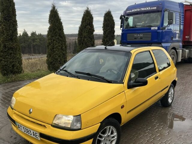 Жовтий Рено Кліо, об'ємом двигуна 1.2 л та пробігом 300 тис. км за 900 $, фото 1 на Automoto.ua