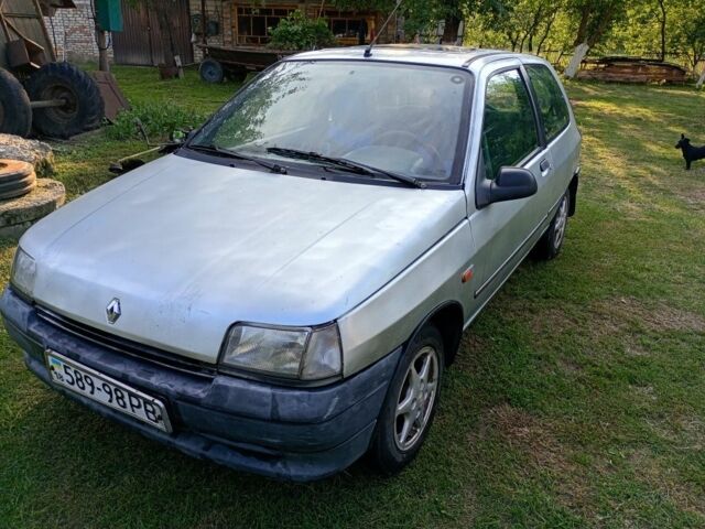 Сірий Рено Кліо, об'ємом двигуна 0 л та пробігом 286 тис. км за 898 $, фото 1 на Automoto.ua
