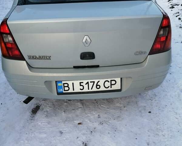 Серый Рено Клио, объемом двигателя 1.4 л и пробегом 272 тыс. км за 3000 $, фото 1 на Automoto.ua