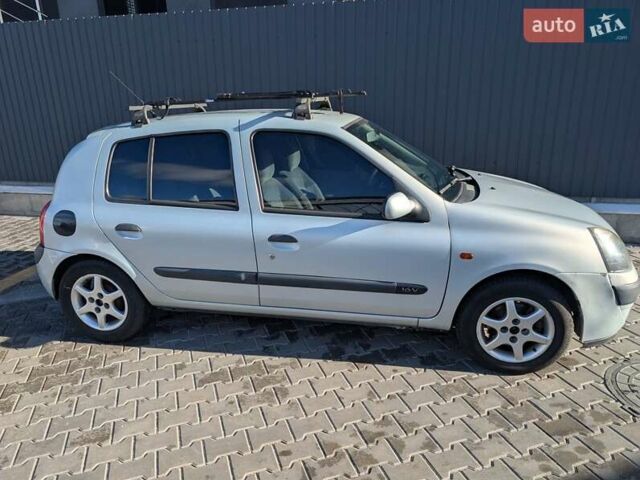 Серый Рено Клио, объемом двигателя 1.15 л и пробегом 270 тыс. км за 2850 $, фото 1 на Automoto.ua