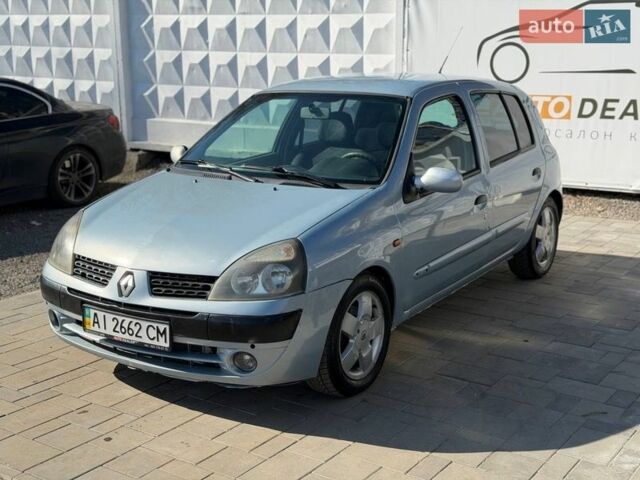 Серый Рено Клио, объемом двигателя 1.39 л и пробегом 250 тыс. км за 3500 $, фото 1 на Automoto.ua