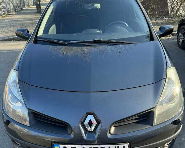 Сірий Рено Кліо, об'ємом двигуна 1.6 л та пробігом 260 тис. км за 4800 $, фото 1 на Automoto.ua