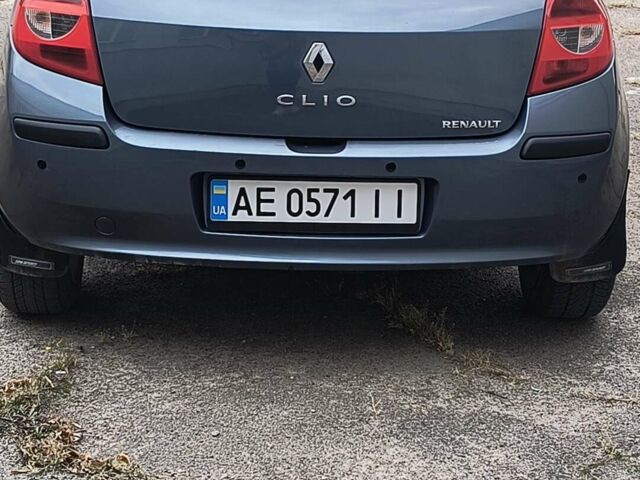 Сірий Рено Кліо, об'ємом двигуна 1.6 л та пробігом 123 тис. км за 5400 $, фото 1 на Automoto.ua