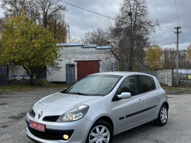 Сірий Рено Кліо, об'ємом двигуна 1.6 л та пробігом 143 тис. км за 5099 $, фото 1 на Automoto.ua