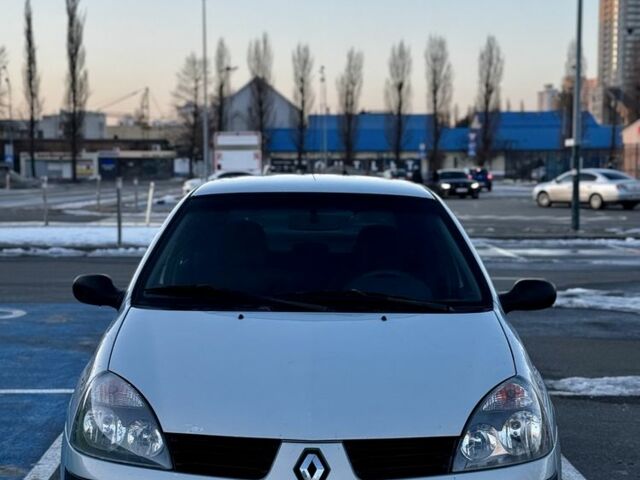 Сірий Рено Кліо, об'ємом двигуна 1.4 л та пробігом 227 тис. км за 3650 $, фото 1 на Automoto.ua