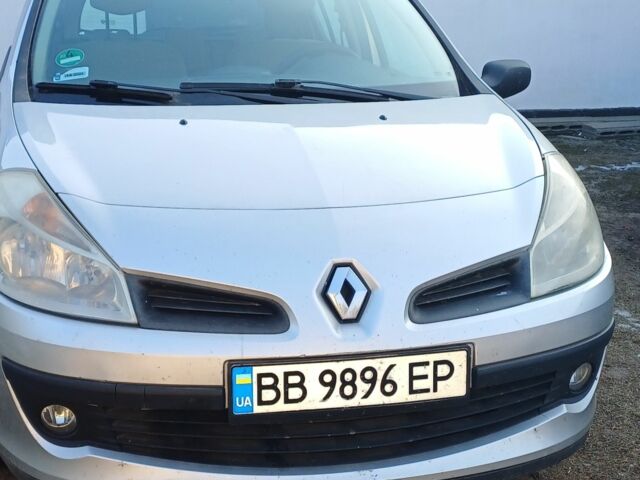 Серый Рено Клио, объемом двигателя 1.6 л и пробегом 161 тыс. км за 4800 $, фото 1 на Automoto.ua