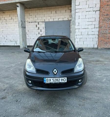 Сірий Рено Кліо, об'ємом двигуна 1.15 л та пробігом 301 тис. км за 3600 $, фото 1 на Automoto.ua